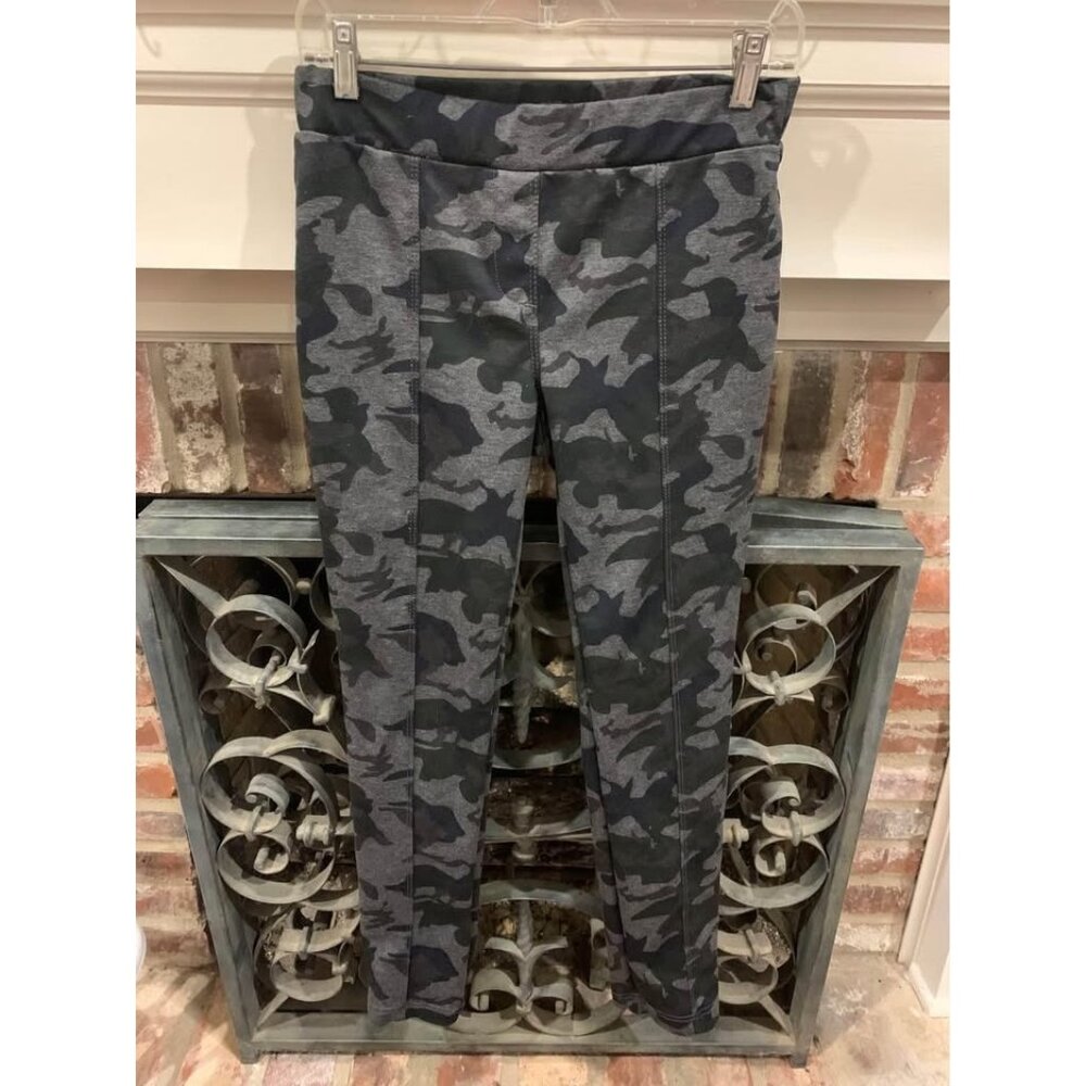 DASH camouflage leggings grey and black womens small (bin EE)